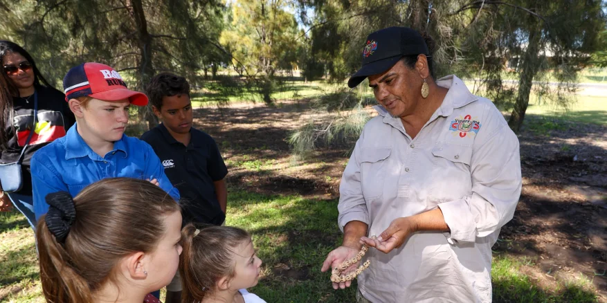 Yinarr-Ma Bush Tucker Tours
