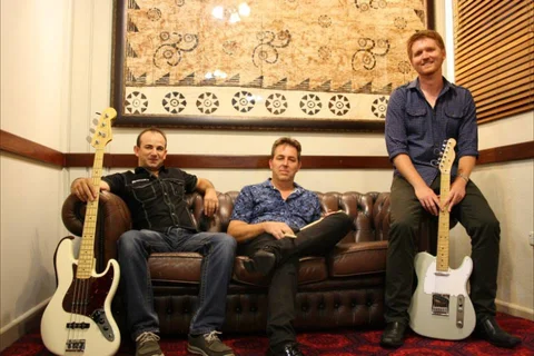 Live: Jimmy Craz Band