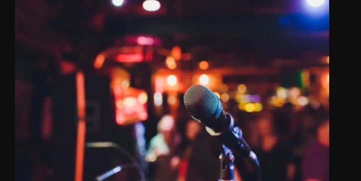 Live: Sarah Leeke