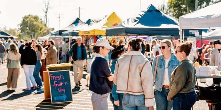 Pally Bush Markets